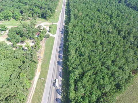 Vacant Land For Sale - TBD HWY 190 W W Tbd Us Hwy 190 Tr 2<br/> Livingston, TX 77351