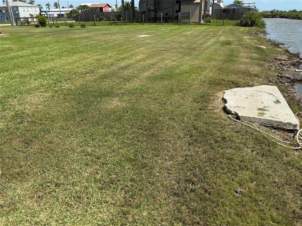 1283 N Monkhouse Drive, Port Bolivar, Texas image 8