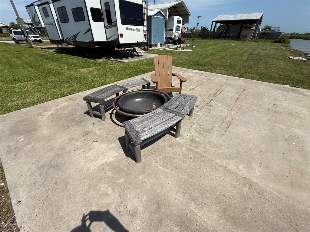 1283 N Monkhouse Drive, Port Bolivar, Texas image 30