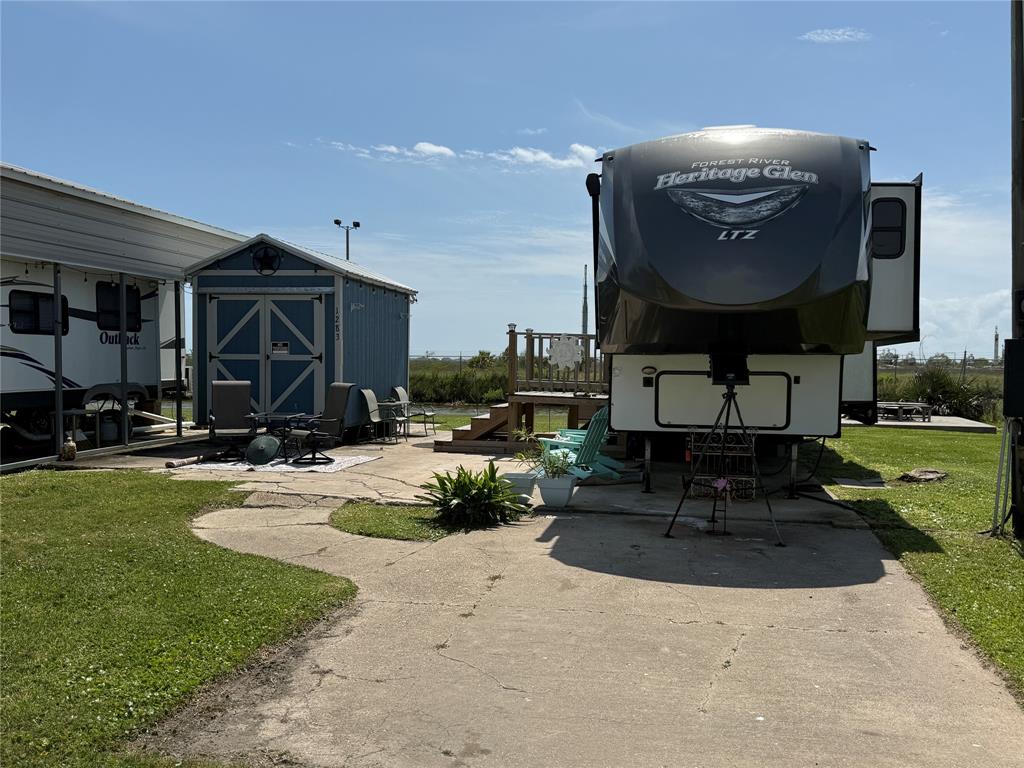1283 N Monkhouse Drive, Port Bolivar, Texas image 14