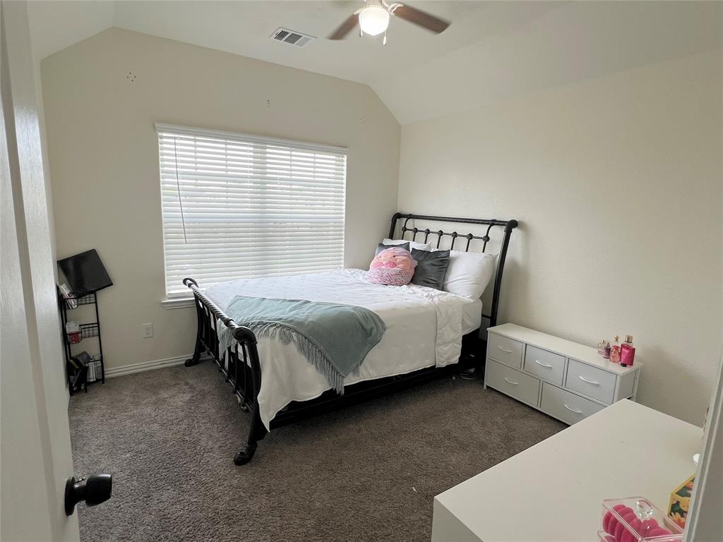 7915 Wood Hollow Drive, Baytown, Texas image 14