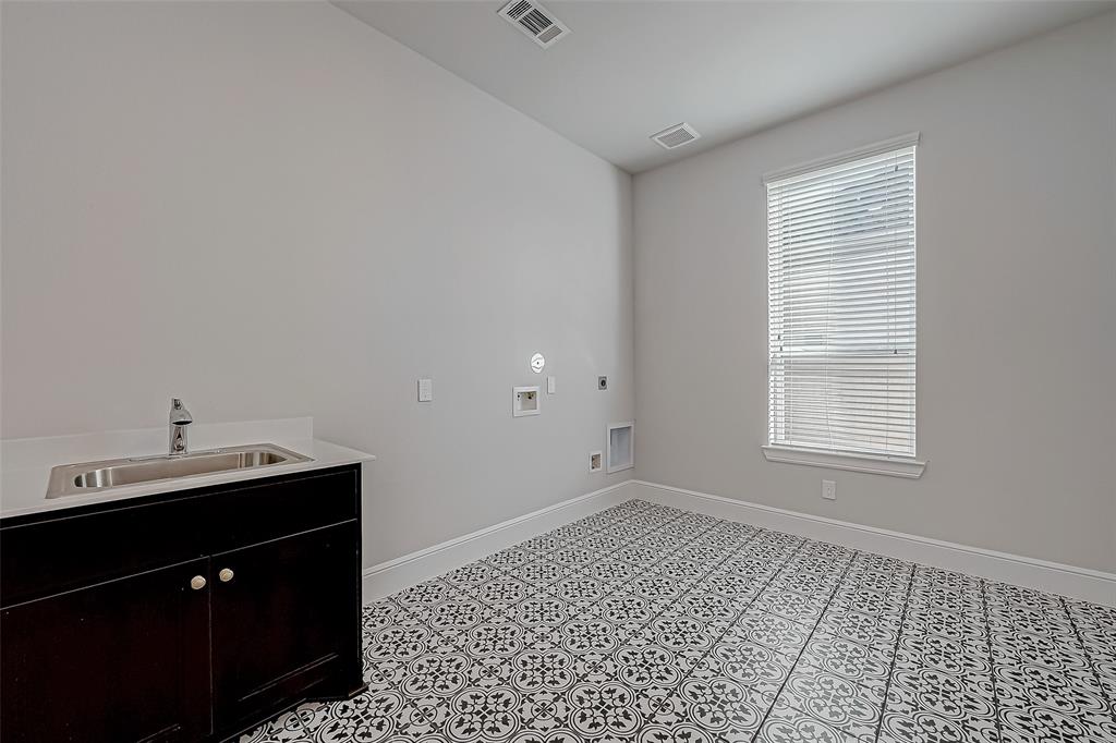 4903 Grapevine Lane, Manvel, Texas image 25