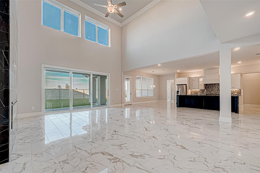 4903 Grapevine Lane, Manvel, Texas image 1