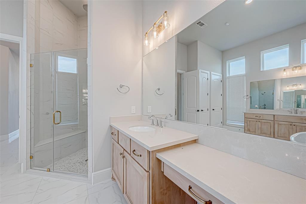 4903 Grapevine Lane, Manvel, Texas image 32