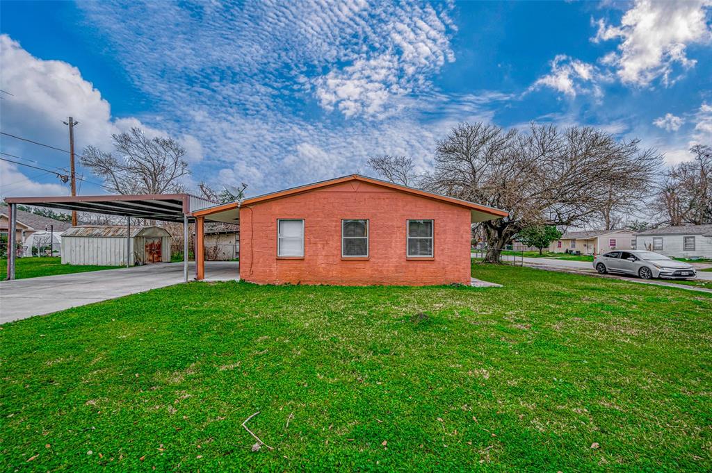 10601 Munn Street, Jacinto City, Texas image 4