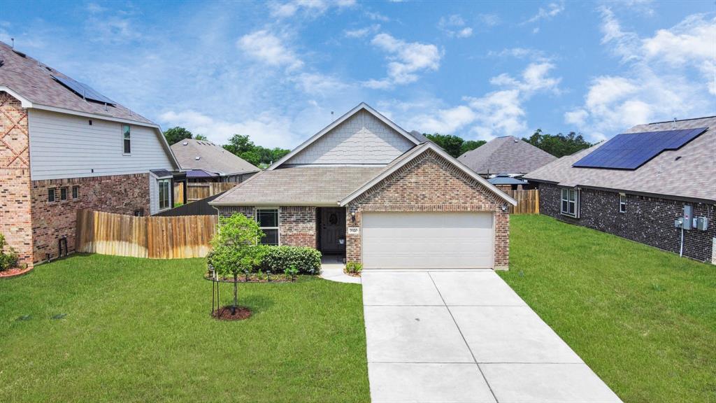7020 Terra Lane, Manvel, Texas image 1