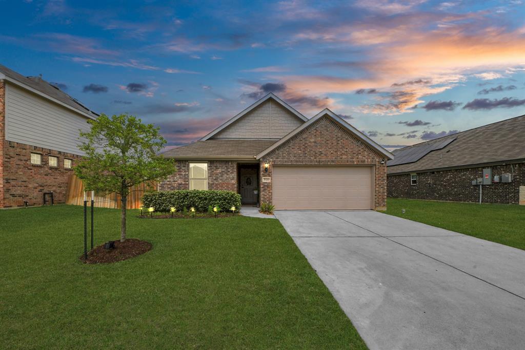 7020 Terra Lane, Manvel, Texas image 4