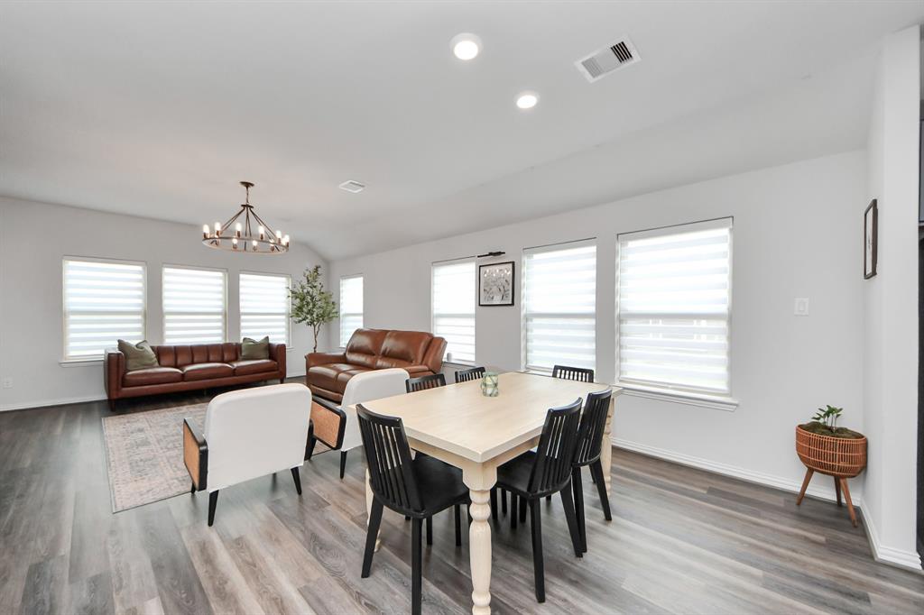 7020 Terra Lane, Manvel, Texas image 17