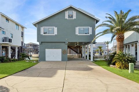 A home in Tiki Island