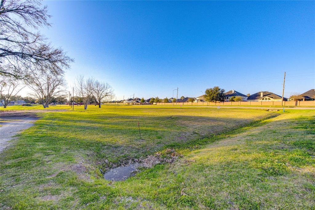 602 Sycamore Road, Richmond, Texas image 21