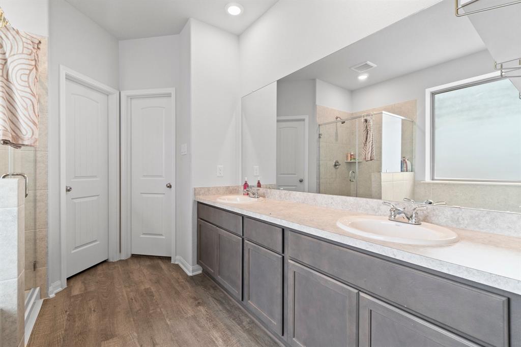 12259 N Chestnut Hills Drive, Conroe, Texas image 14