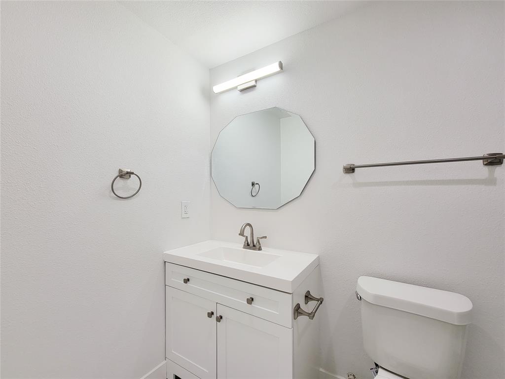 12510 Ridgecrest Drive, Willis, Texas image 11
