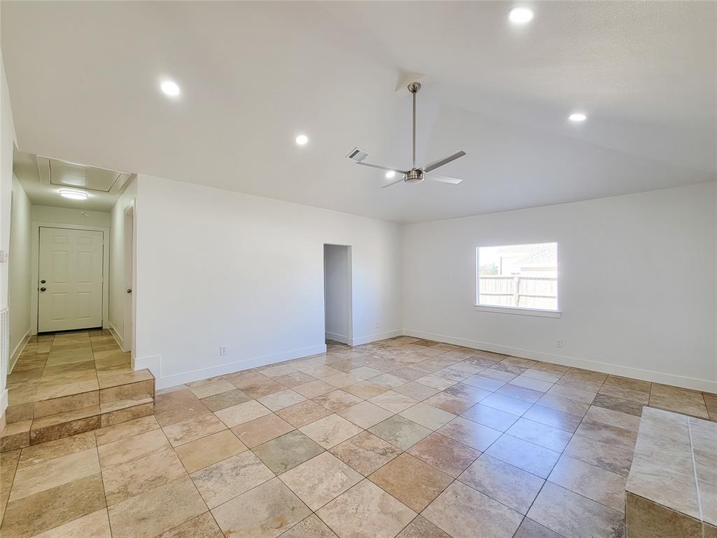 12510 Ridgecrest Drive, Willis, Texas image 13