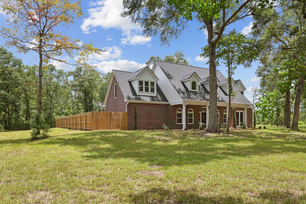 18489 Country Place Drive