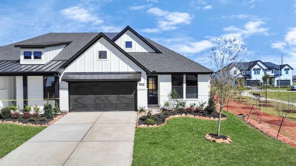 2319 Red Chip Lane, Katy, Texas image 1