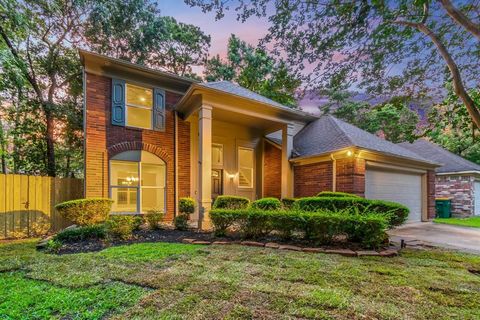 139 W Village Knoll Circle, The Woodlands, TX 77381 - #: 81926367