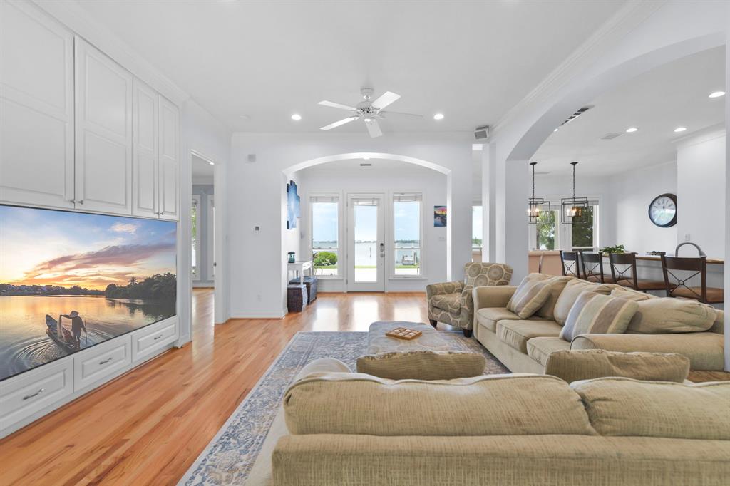 1207 N Shore Drive, Clear Lake Shores, Texas image 14