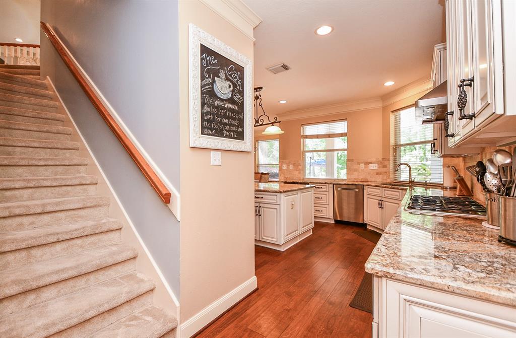 37703 Edgewater Drive, Pinehurst, Texas image 27