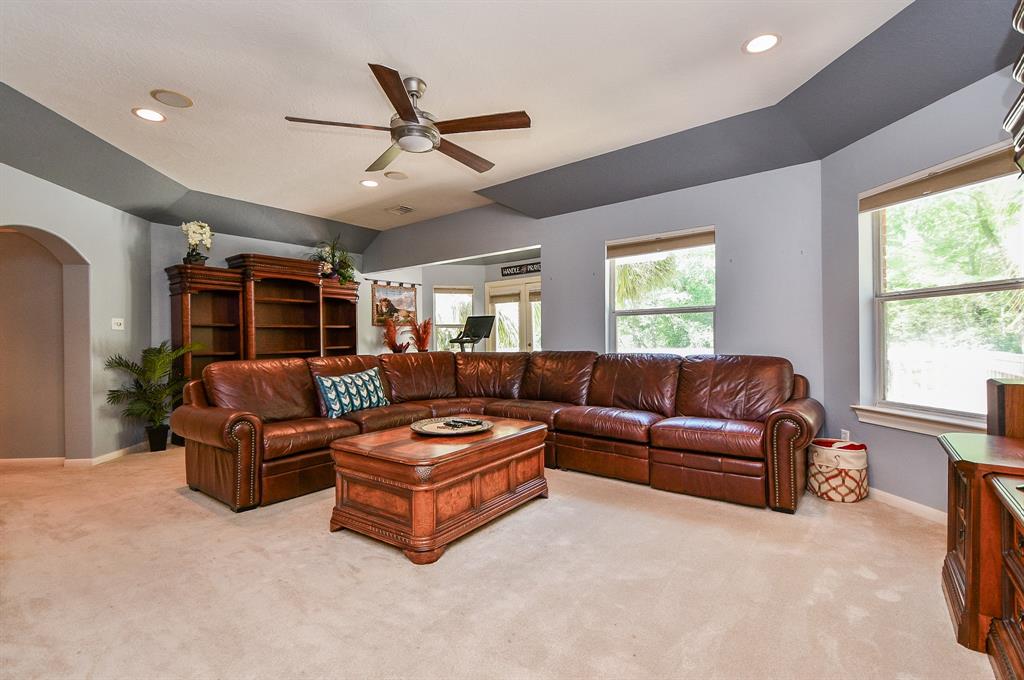37703 Edgewater Drive, Pinehurst, Texas image 39