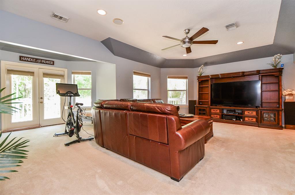 37703 Edgewater Drive, Pinehurst, Texas image 38