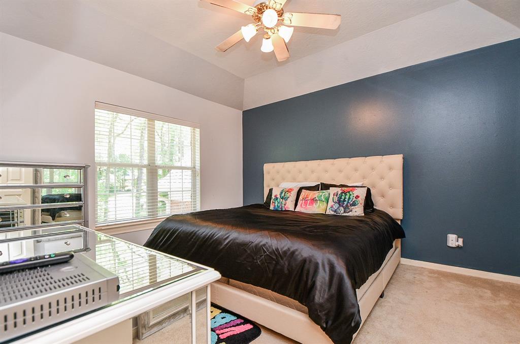 37703 Edgewater Drive, Pinehurst, Texas image 41