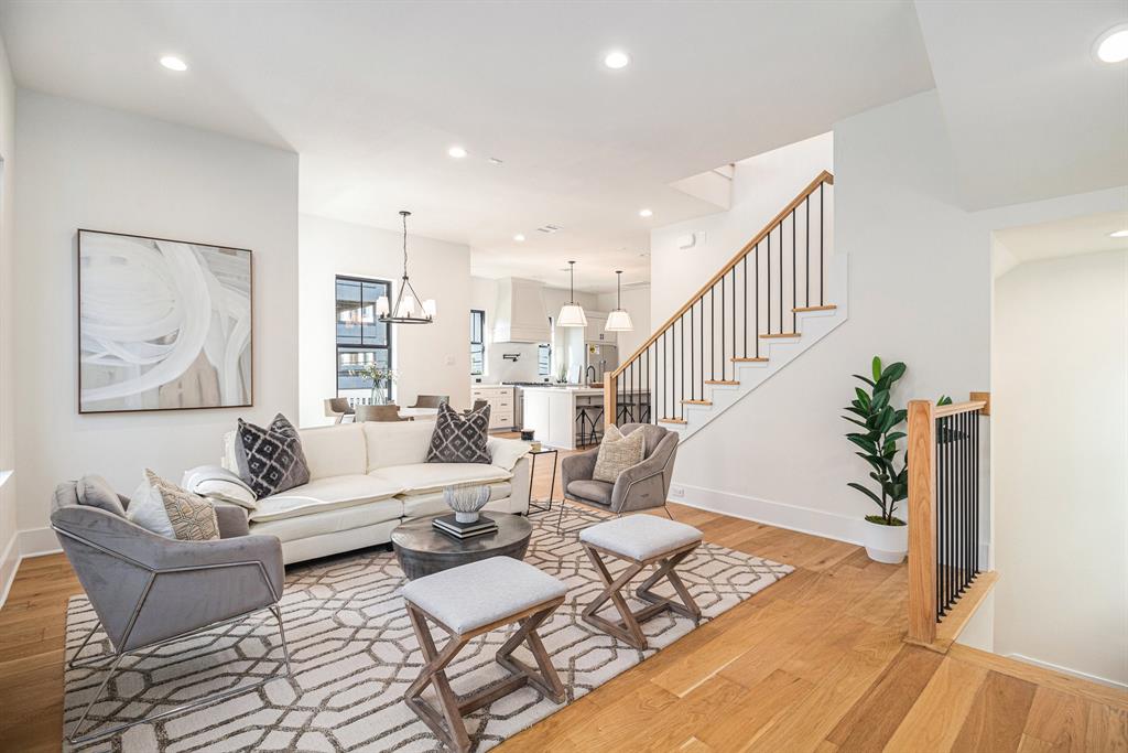 513 E 4th Street, Houston, Texas image 9