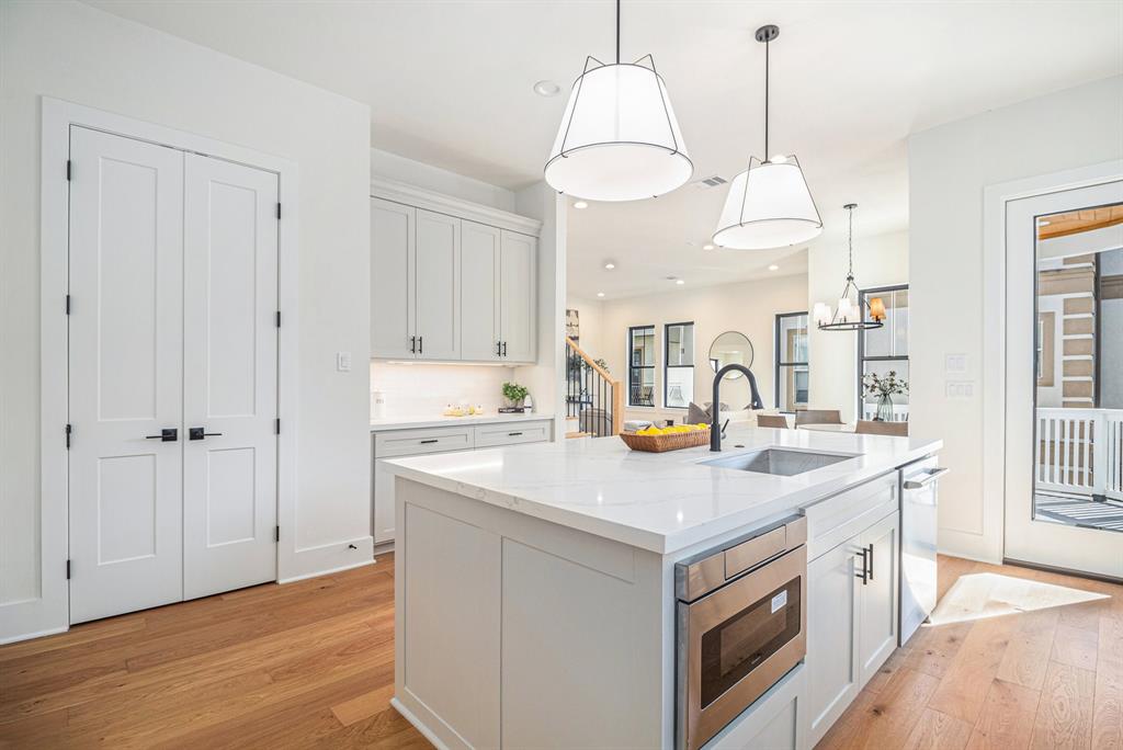 513 E 4th Street, Houston, Texas image 12