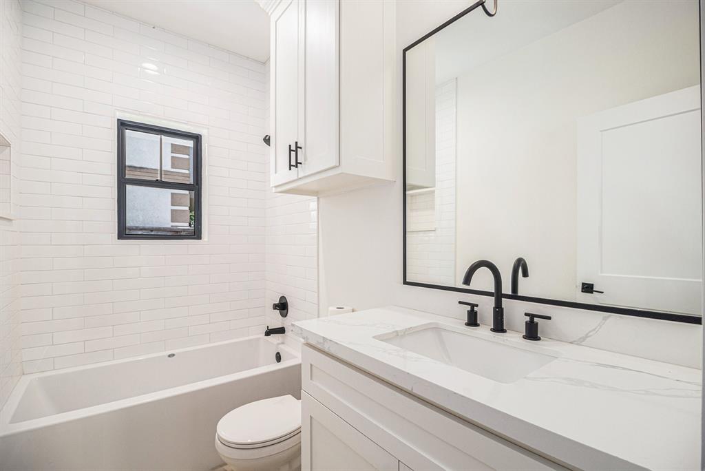 513 E 4th Street, Houston, Texas image 7