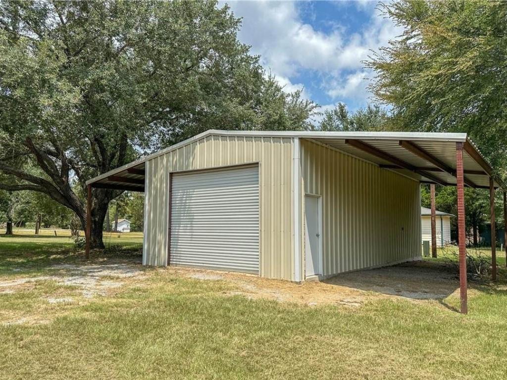19616 Lanier Point Road Rd, Thornton, Texas image 16