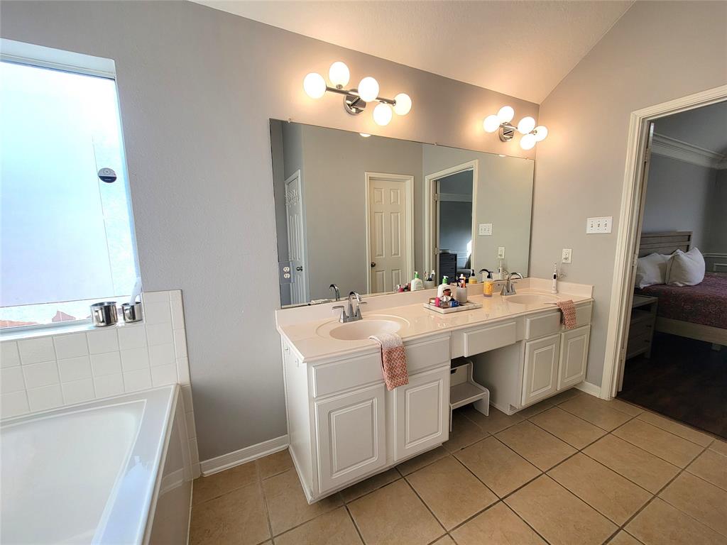 2310 Megellan Point Lane, Pearland, Texas image 21