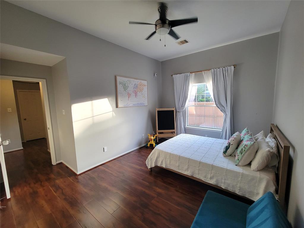 2310 Megellan Point Lane, Pearland, Texas image 23