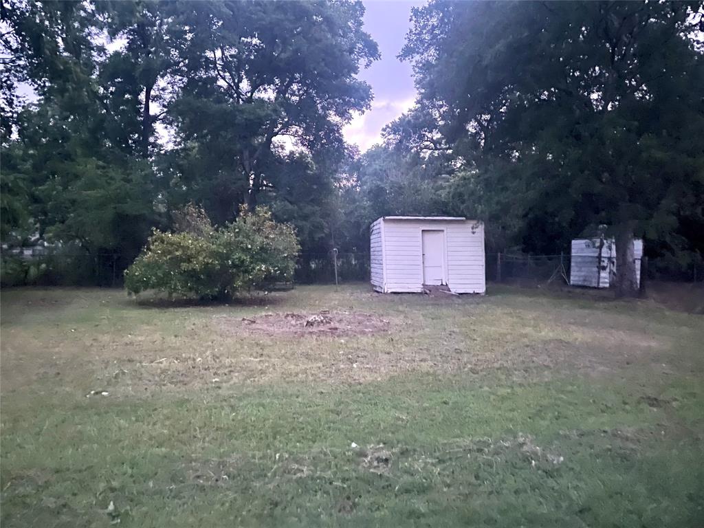 504 E Bell Avenue, Crockett, Texas image 18
