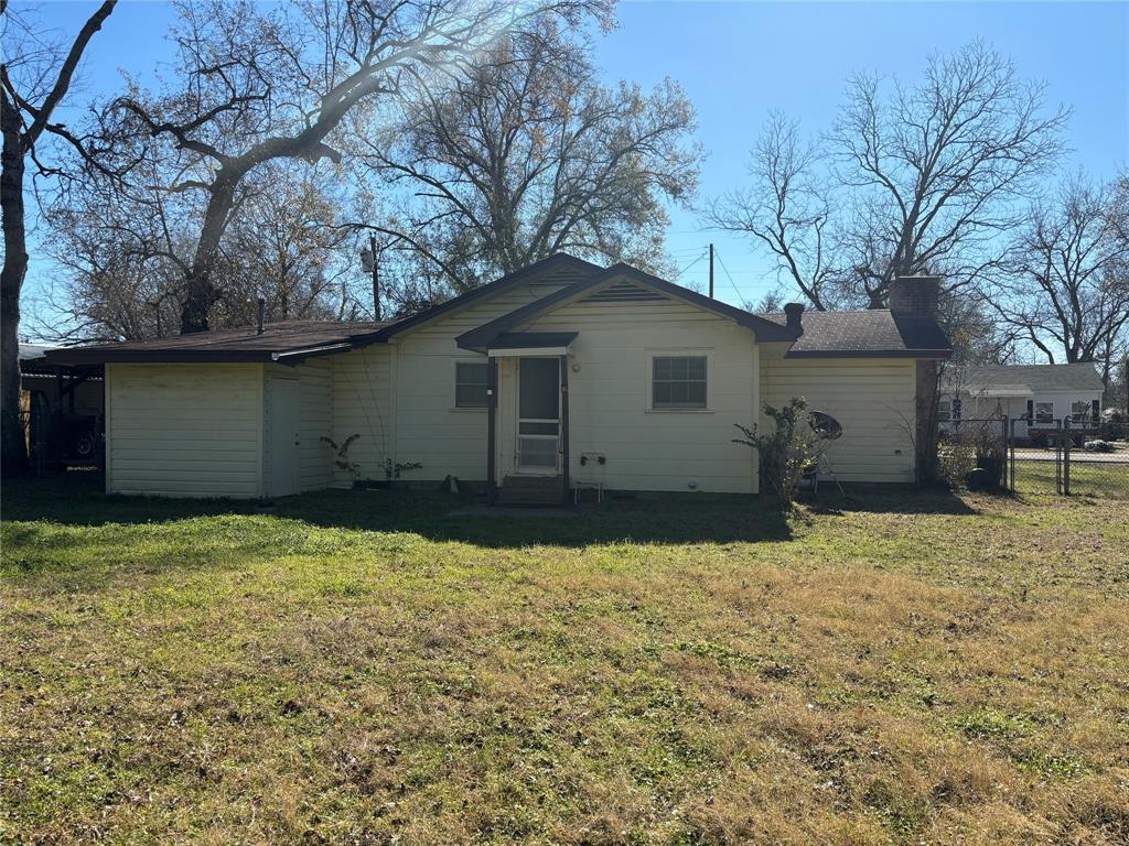 504 E Bell Avenue, Crockett, Texas image 21