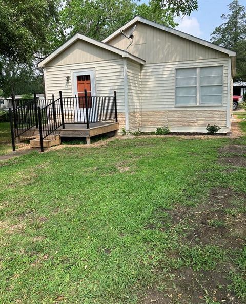 Single Family Residence in Markham TX 355 8th Street.jpg