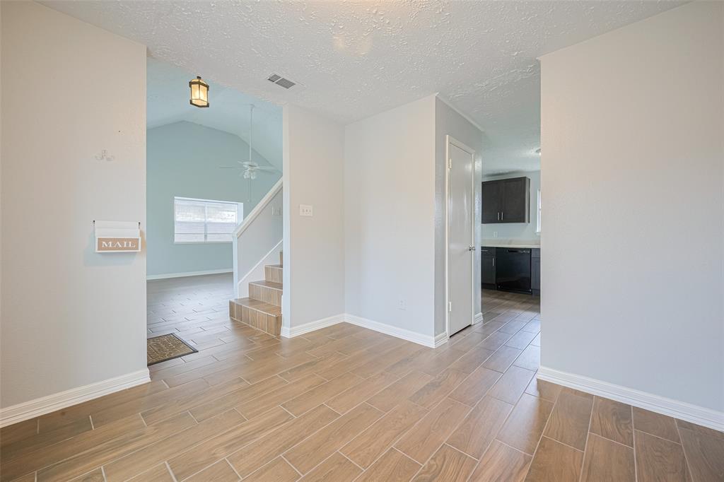 20101 Dawn Mist Drive, Humble, Texas image 4