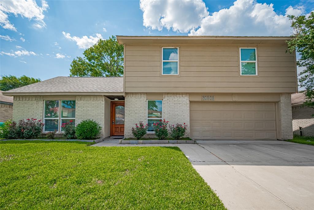 20101 Dawn Mist Drive, Humble, Texas image 1