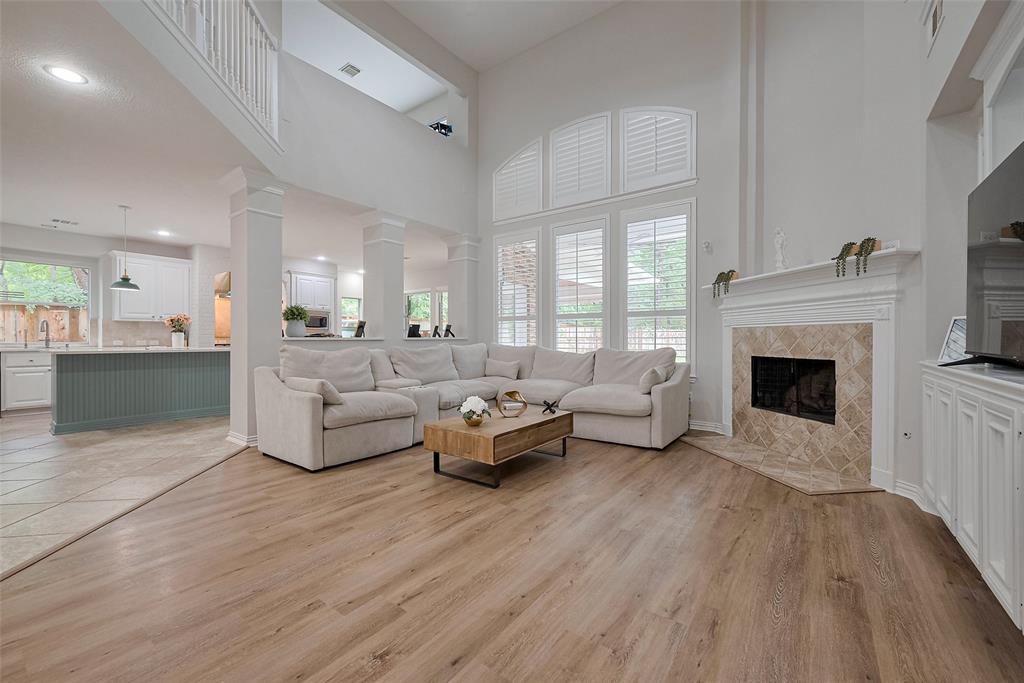 66 Marquise Oaks Place