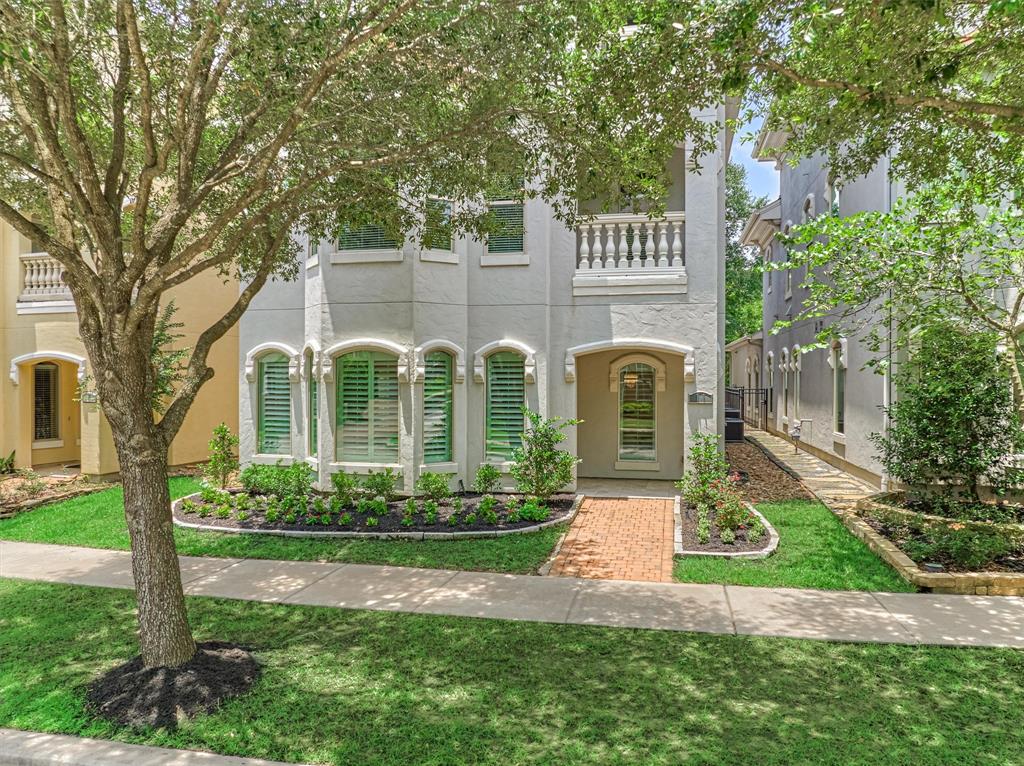 11 Olmstead Row