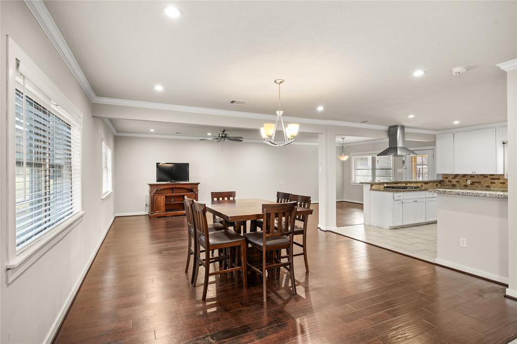 605 Foster Drive