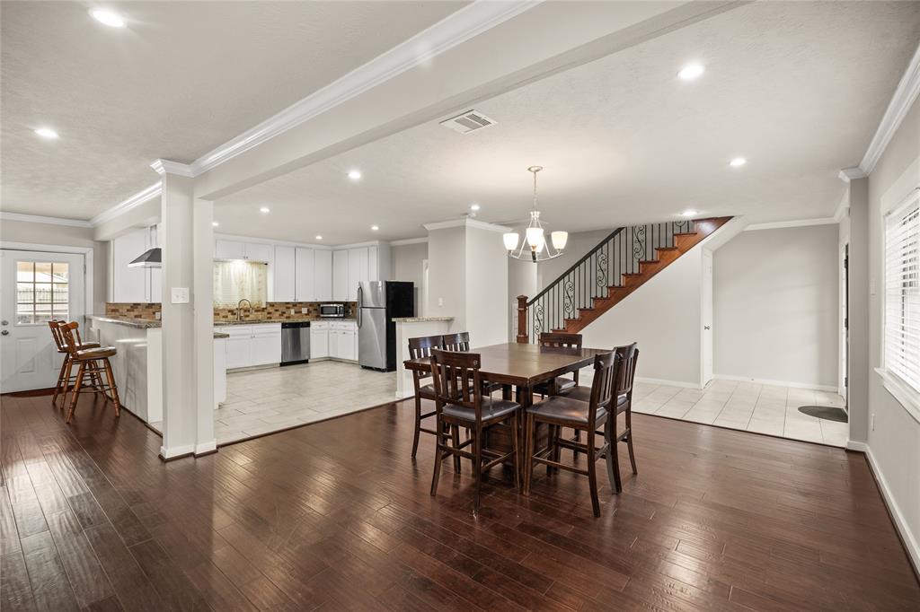 605 Foster Drive
