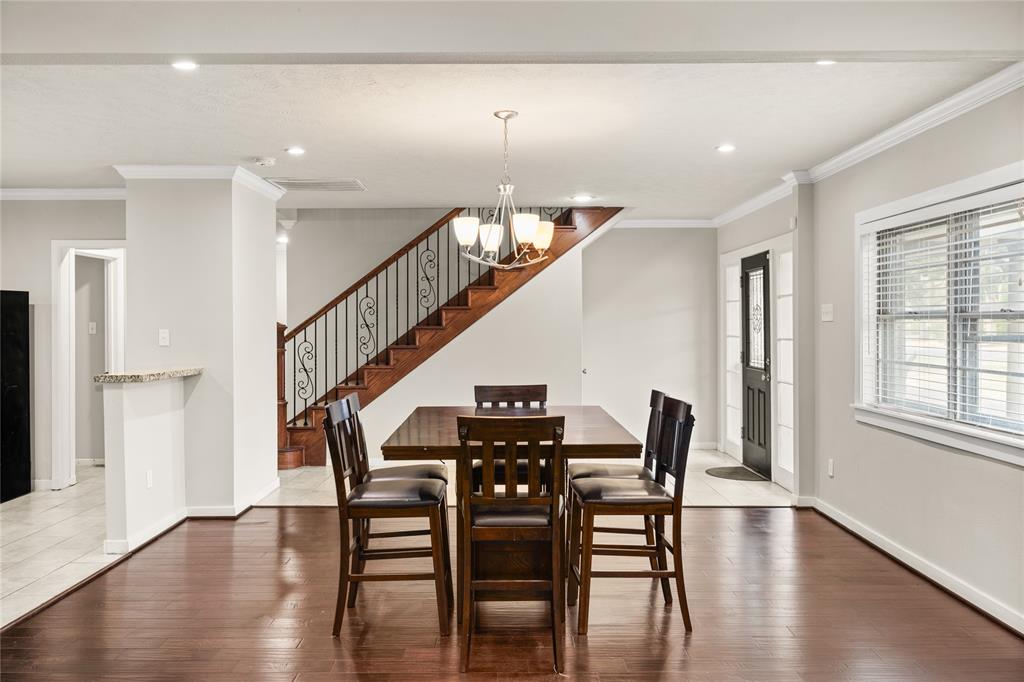 605 Foster Drive