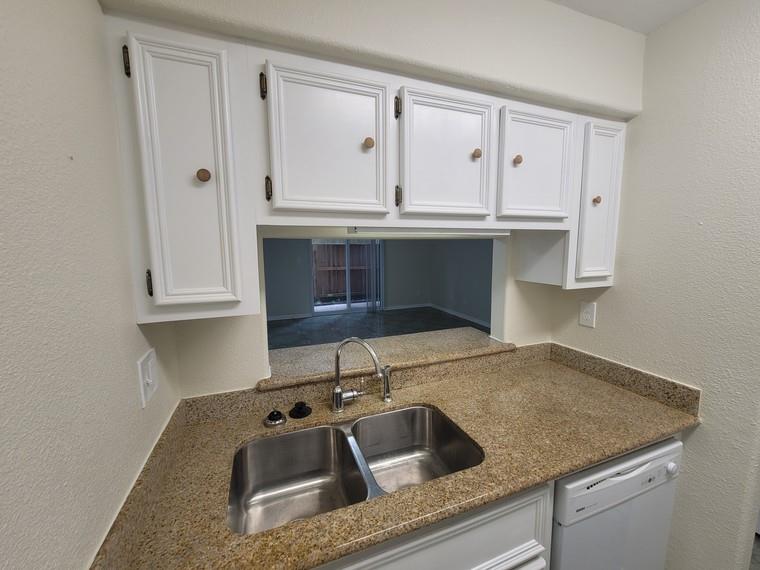 215 Post Office Street #1001, Galveston, Texas image 8
