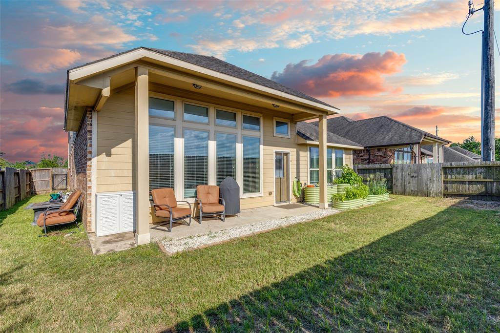 1610 Golden Taylor Drive, Pearland, Texas image 36