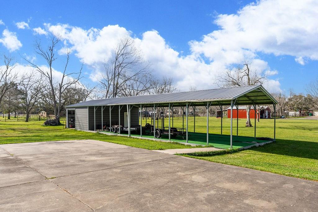 315 County Road 893, Angleton, Texas image 4