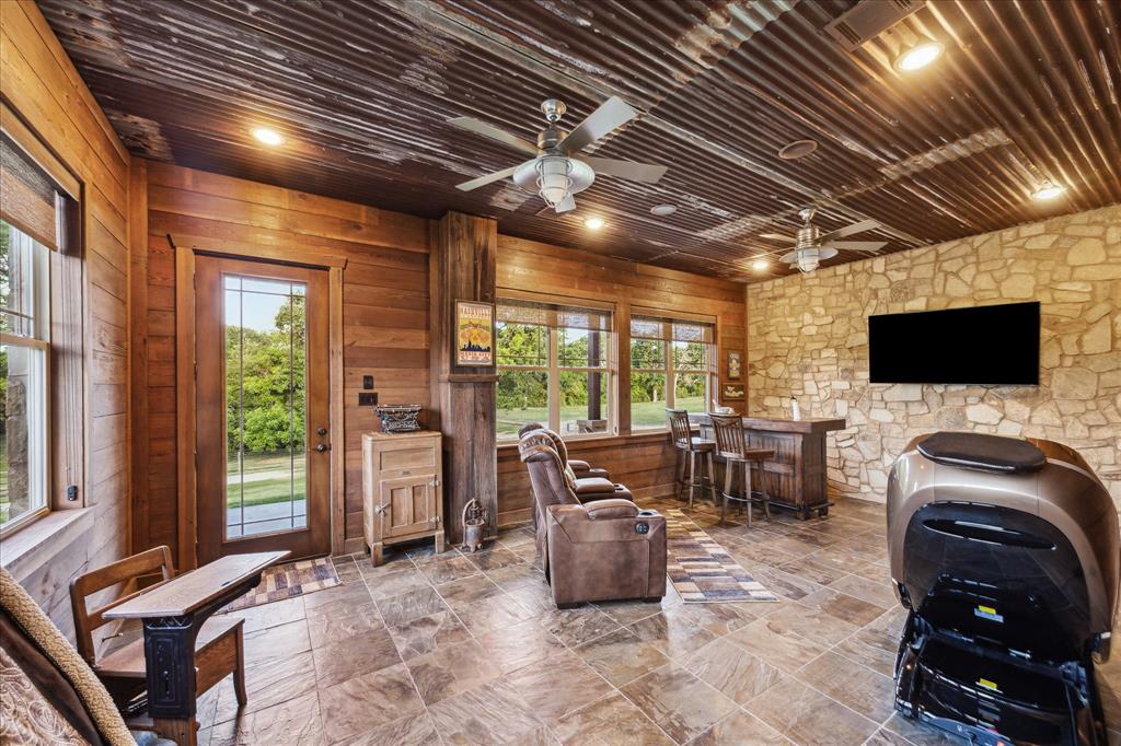 6892 Palm Road, Sealy, Texas image 22