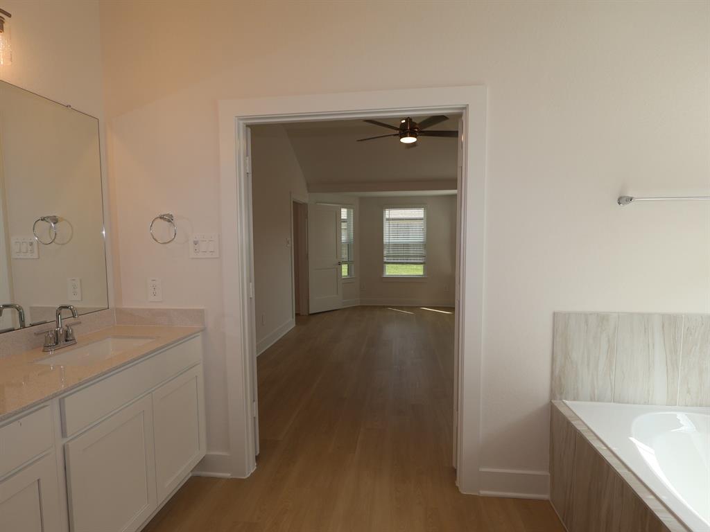 22482 Birchfield Grove Lane, New Caney, Texas image 12