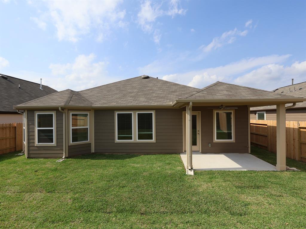 22482 Birchfield Grove Lane, New Caney, Texas image 5
