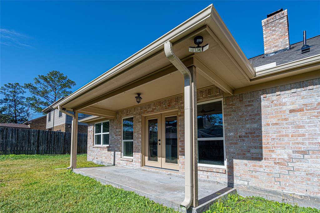 8006 17th Green Drive, Humble, Texas image 28