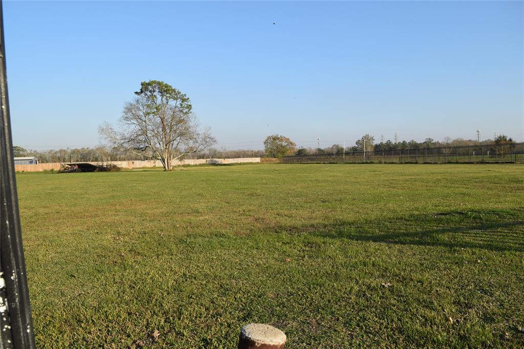5706 S Acres Drive