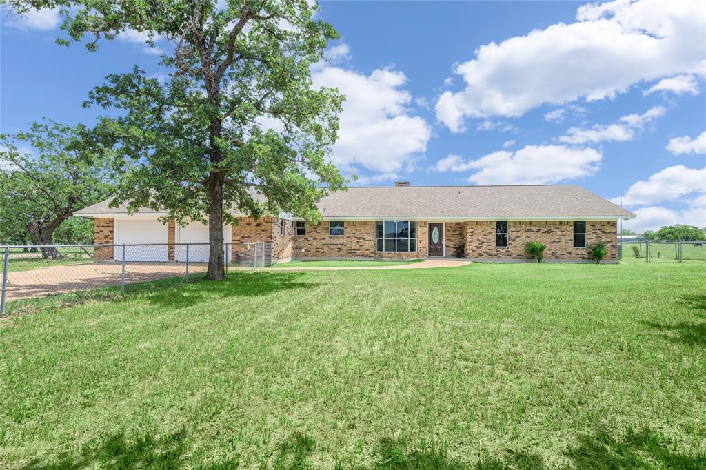 5131 N Us Highway 77, Warda, Texas image 4